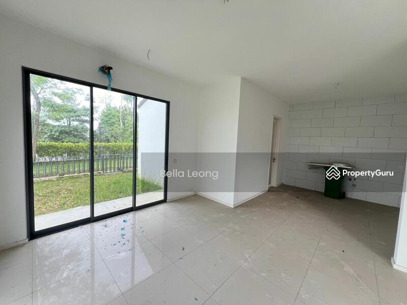 3-storey Terraced House for Sale in Tamansari (Rawang) - Bella Leong - PropertyGuru.com.my
