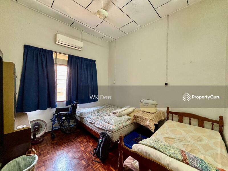 Single Storey Semi D @ Taman Pantai. Peaceful surrounding. untuk Untuk Dijual - RM 588,000, Apr 2026 - PropertyGuru.com.my