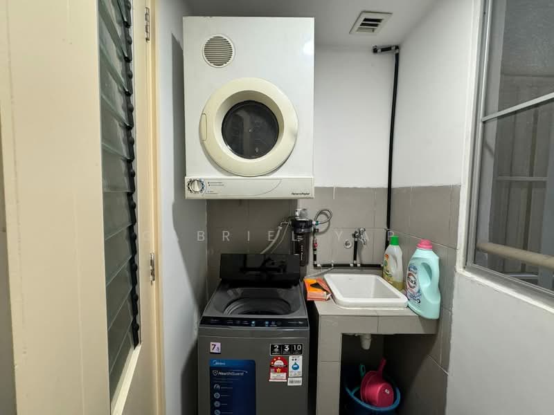 Kediaman Servis untuk Dijual di i-Zen @ Kiara 1 - Gabriel Yap - Interior - PropertyGuru.com.my