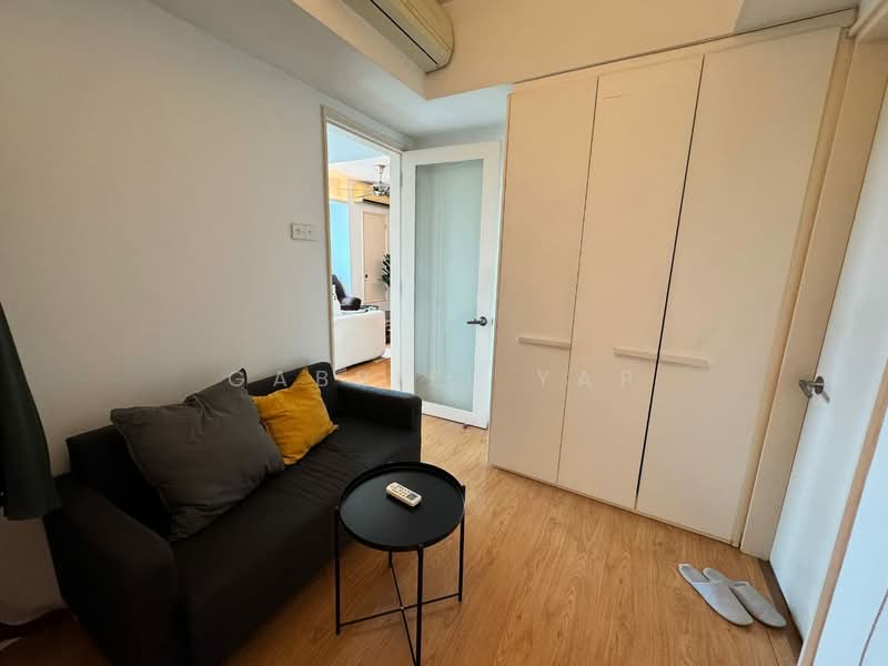 Kediaman Servis untuk Dijual di i-Zen @ Kiara 1 - Gabriel Yap - Living Room - PropertyGuru.com.my