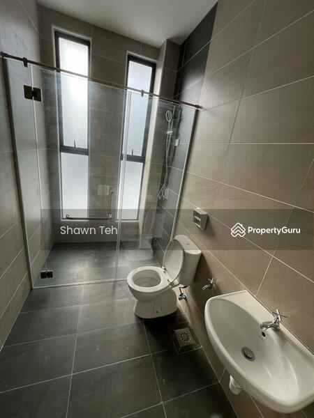 Rumah Teres 2 Tingkat untuk Dijual di Tanjong Minyak (Melaka) - Shawn Teh - PropertyGuru.com.my