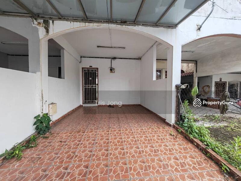 Untuk Dijual - Taman Rawang Putra Town House