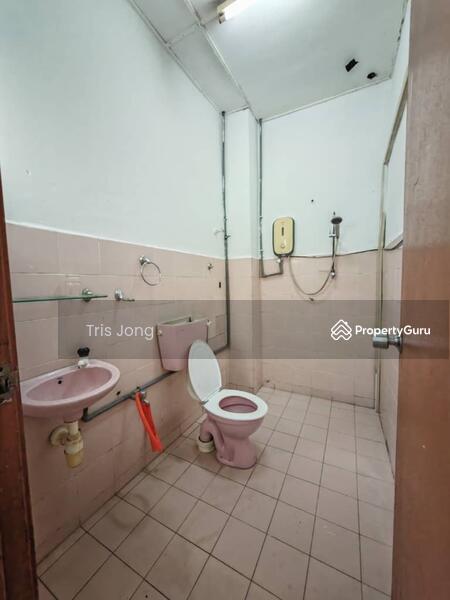 Untuk Dijual - Taman Rawang Putra Town House