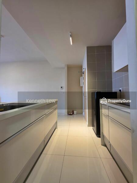 For Sale - Icon Residenz 1 @ Icon City