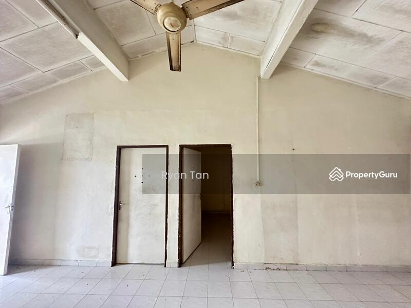 For Sale - Taman Bukit Kempas Low Cost