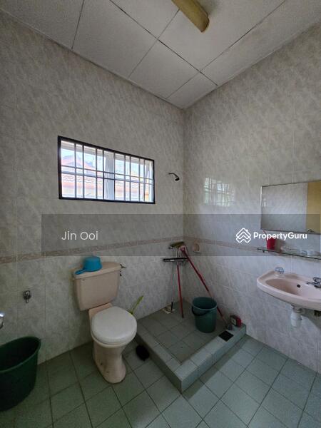2-storey Terraced House for Sale in Bukit Jelutong (Shah Alam) - Jin Ooi - PropertyGuru.com.my