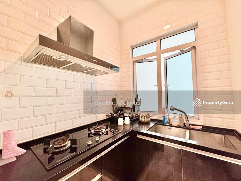 For Sale - Saville @ The Park