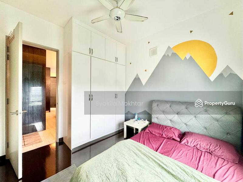 For Sale - Saville @ The Park