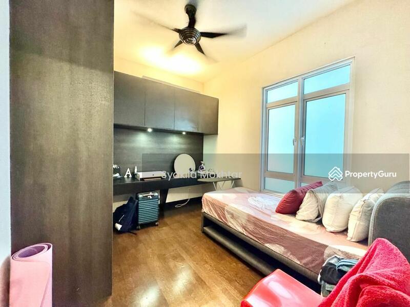 For Sale - Saville @ The Park