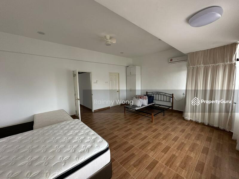 3-storey Terraced House for Sale in Batu Ferringhi (Penang) - Rainny Wong - PropertyGuru.com.my