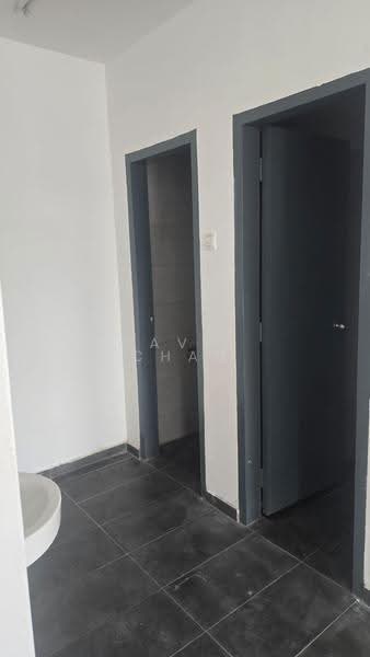 Kilang untuk Disewa di Taman Perindustrian Meranti Jaya (Puchong) - David Chan - Bathroom - PropertyGuru.com.my