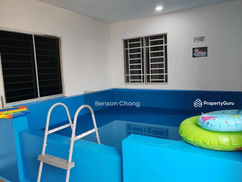 For Rent - Semi-D house at Taman Johor Jaya