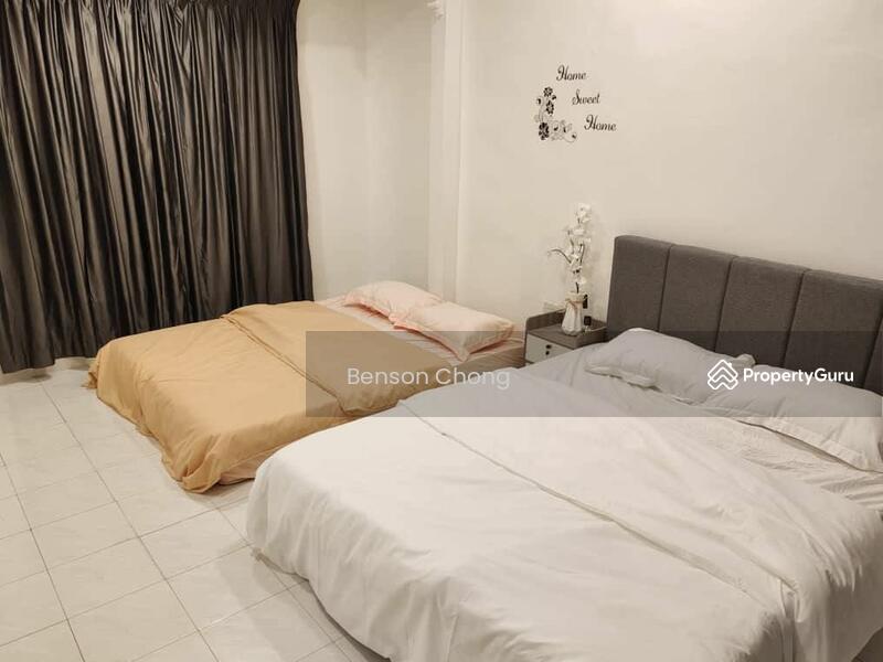 For Rent - Semi-D house at Taman Johor Jaya