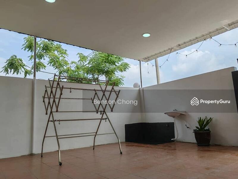 For Rent - Semi-D house at Taman Johor Jaya