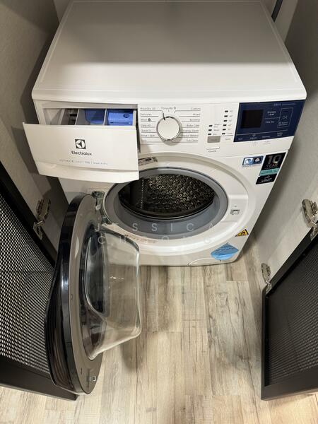 For Rent - Millerz Square