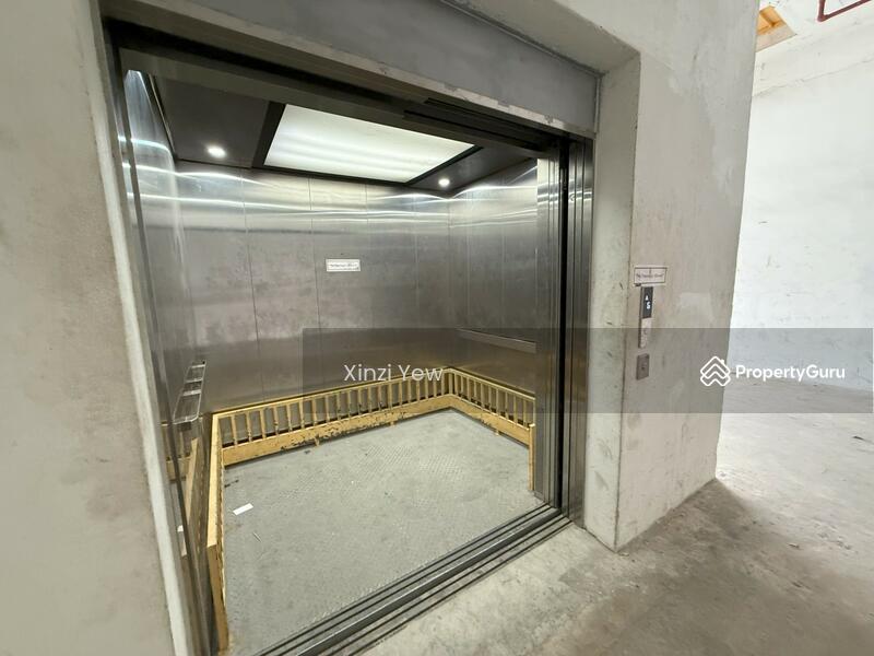 Untuk Disewa - Kepong Ehsan warehouse 40ft container loading and cargo lift