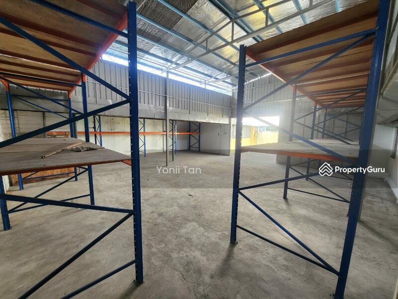 Untuk Disewa - Air Itam Commercial Bungalow Facing Main Road