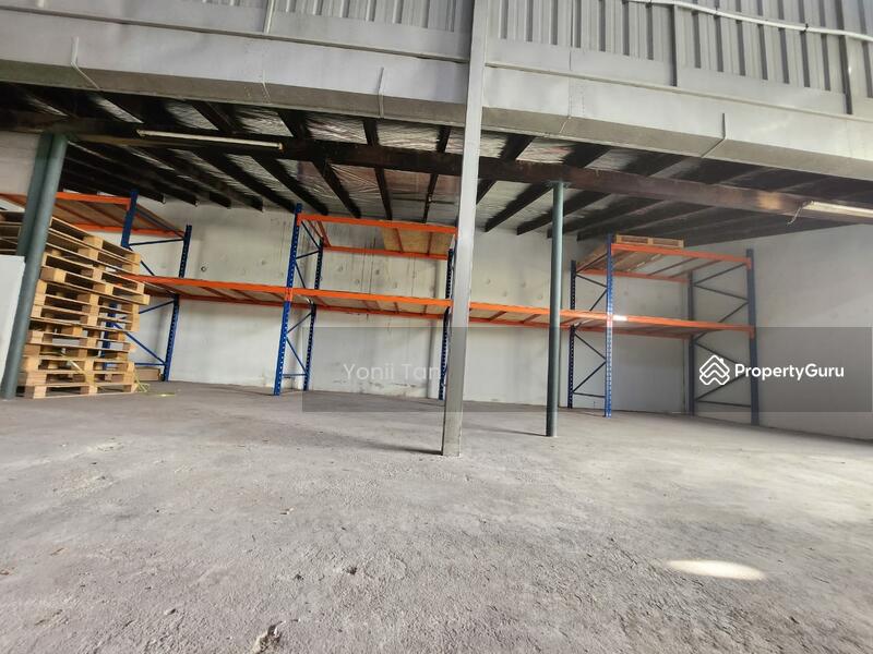 Untuk Disewa - Air Itam Commercial Bungalow Facing Main Road
