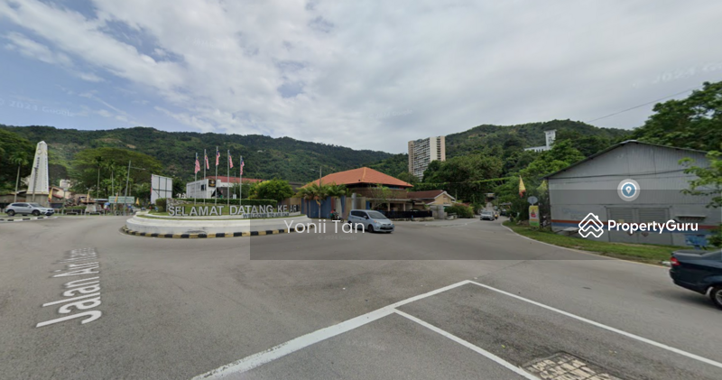 Untuk Disewa - Air Itam Commercial Bungalow Facing Main Road
