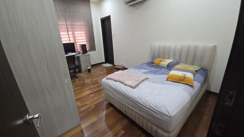 Bungalow for Sale in Bandar Sungai Long (Selangor) - Kimmy Chua - Bedroom - PropertyGuru.com.my