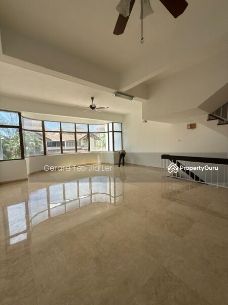 For Rent - Miami Bay