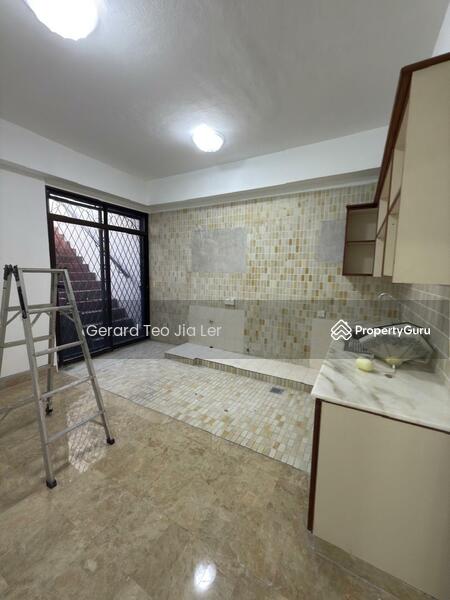 For Rent - Miami Bay