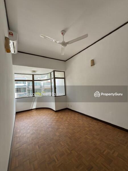 For Rent - Miami Bay