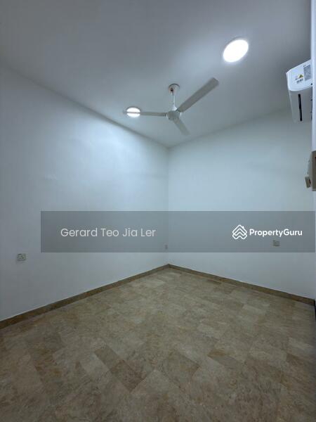 For Rent - Miami Bay