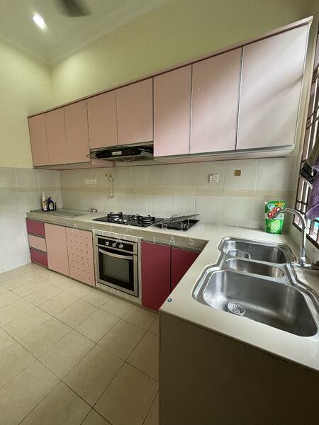 For Sale - Corner lot Semi D Olak Lempit