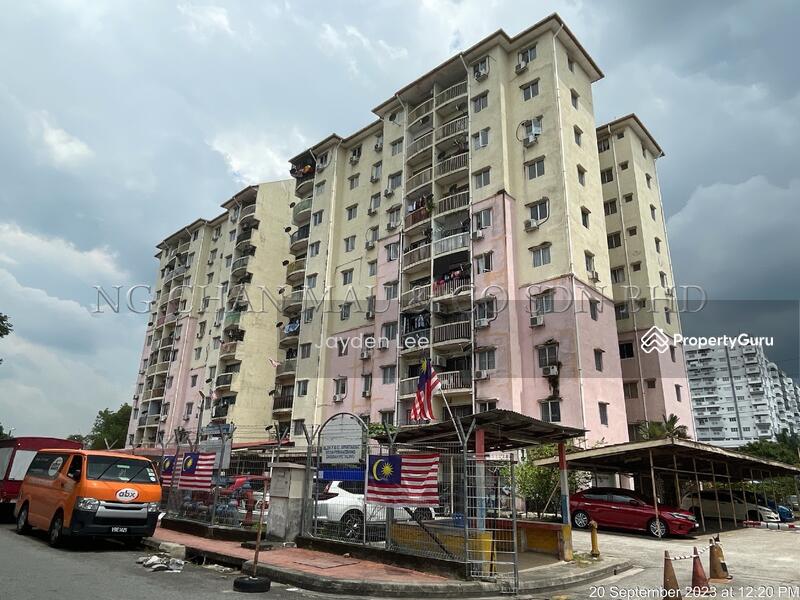 For Sale - Desa Perangsang