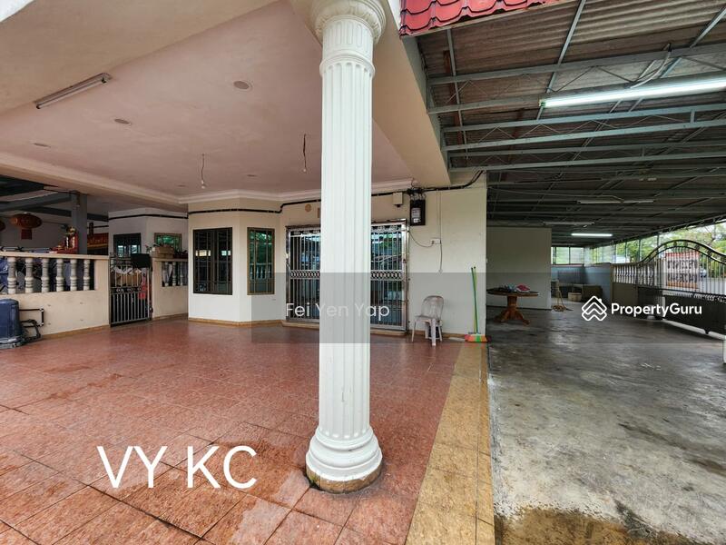 For Rent - corner single storey house