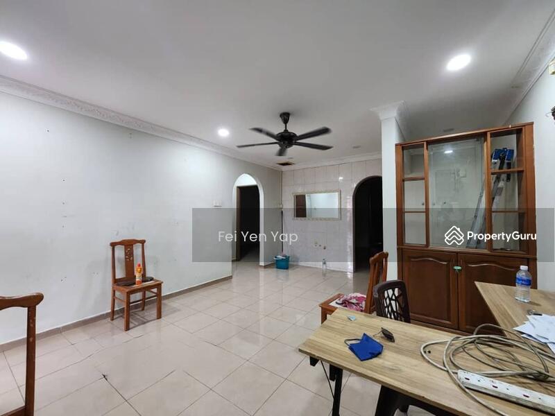 For Rent - corner single storey house