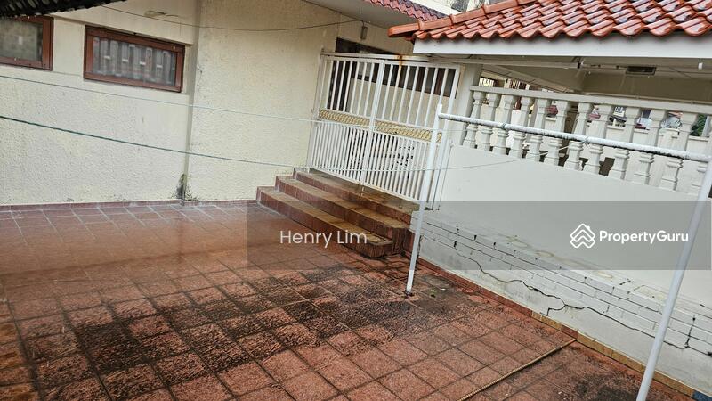 Untuk Dijual - Shop-office at SS2