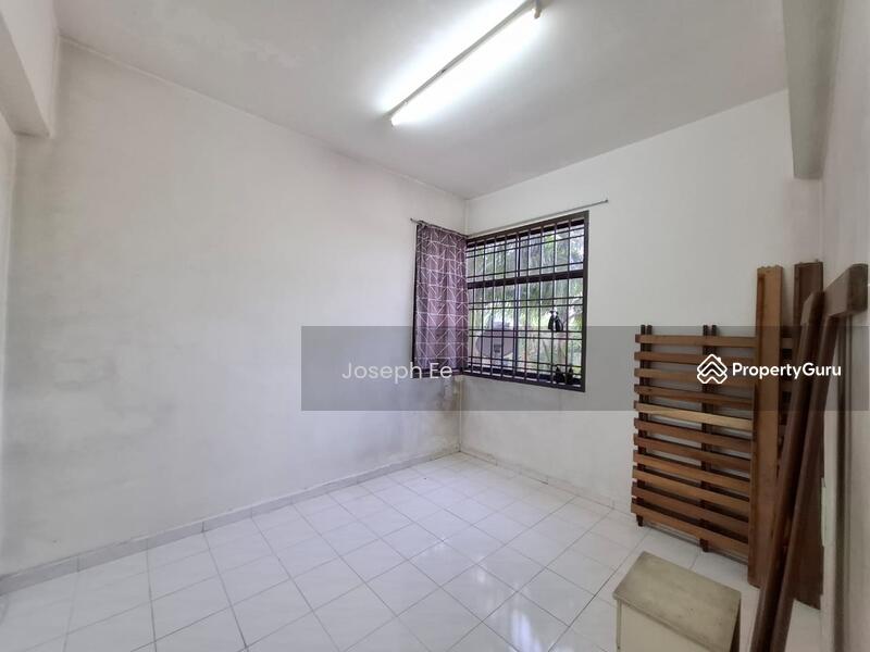 For Sale - Mewah View Luxurious Apartments