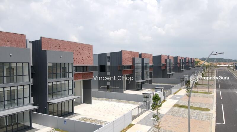 For Rent - SUNGAI BULOH | SEMI-D | LAND 11,300SQFT | BRAND NEW PHASE 2