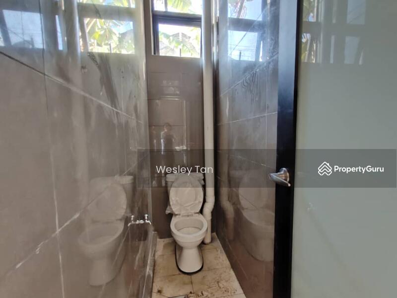 For Rent - Ujong Pasir Main Road Corner Shop For Rent