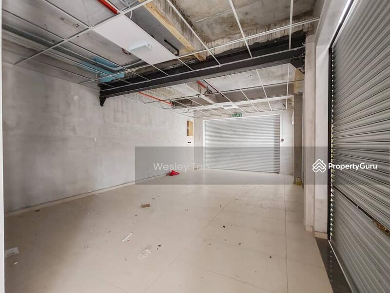 For Rent - Ujong Pasir Main Road Corner Shop For Rent