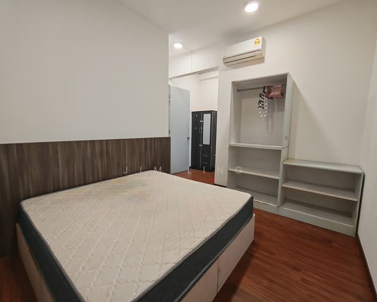 Servis Apartment untuk Dijual di Gaya Resort Homes - Jim Ling - Bedroom - PropertyGuru.com.my