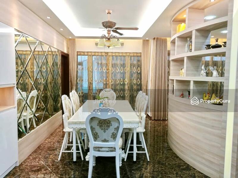 For Sale - Eastpark 72