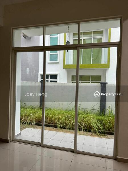 Untuk Disewa - Taman Senawang Perdana - Bungalow For Rent