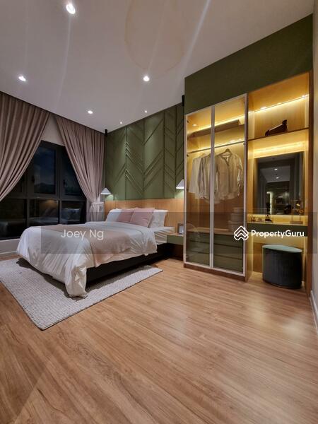 Spacious Master Bedroom