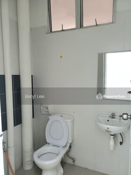 Untuk Disewa - Idaman Iris