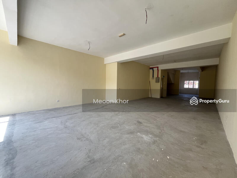 For Sale - 3 Storeys Shop Seksyen BB23 Bukit Berutung