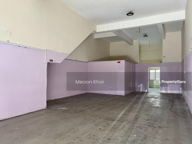 For Sale - 3 Storeys Shop Seksyen BB23 Bukit Berutung