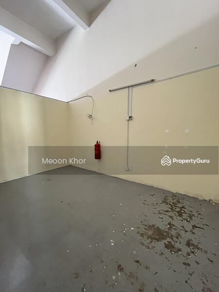 For Sale - 3 Storeys Shop Seksyen BB23 Bukit Berutung