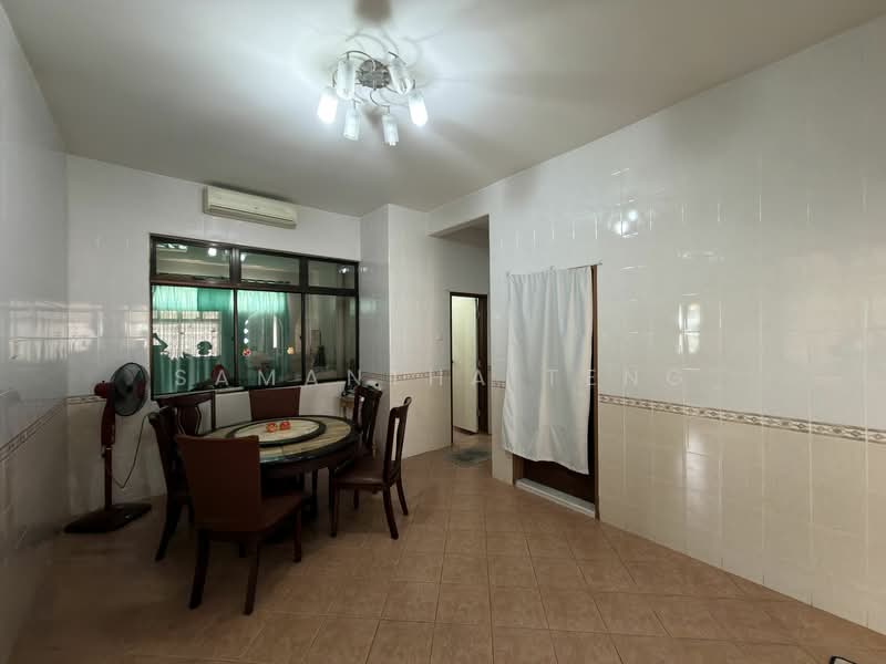 Rumah Teres 2 Tingkat untuk Dijual di Taman Daya (Johor Bahru) - Samantha Teng - PropertyGuru.com.my