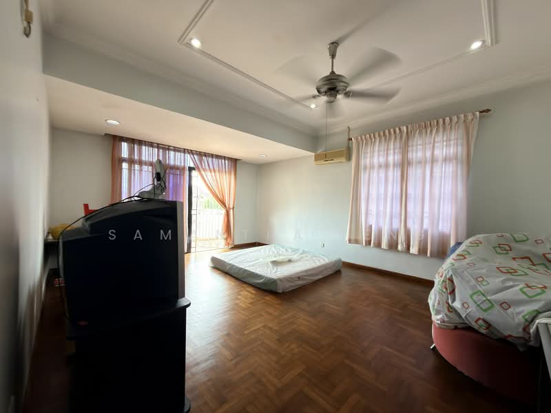 Rumah Teres 2 Tingkat untuk Dijual di Taman Daya (Johor Bahru) - Samantha Teng - PropertyGuru.com.my