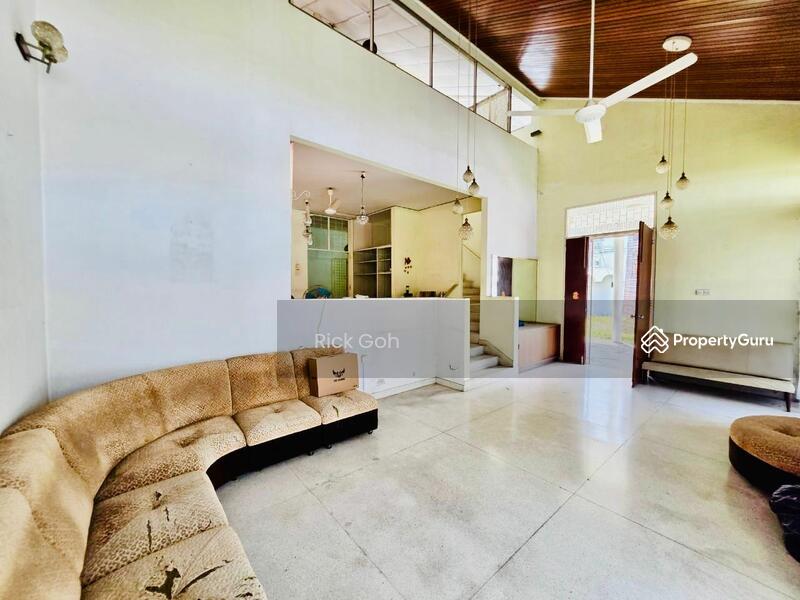 For Sale - Bungalow at Taman Scotland