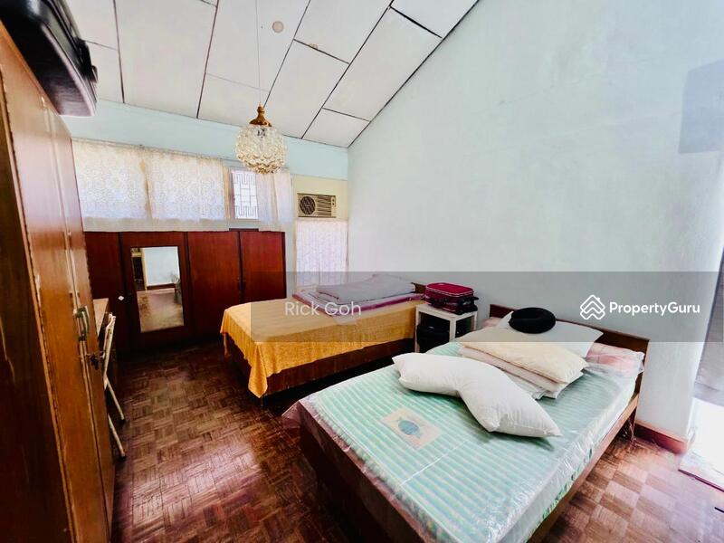 For Sale - Bungalow at Taman Scotland