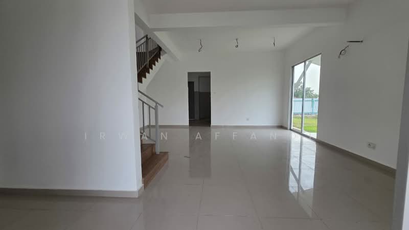 2-storey Terraced House for Sale in Kampung Lombong (Shah Alam) - Irwan Affandi - Living Room - PropertyGuru.com.my
